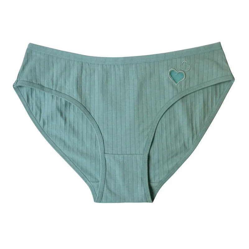 1pcs Women Panties Sexy Underwear Student Cute Mid-Waisted Briefs Female Ventilation Soft Cotton Women's Underpants