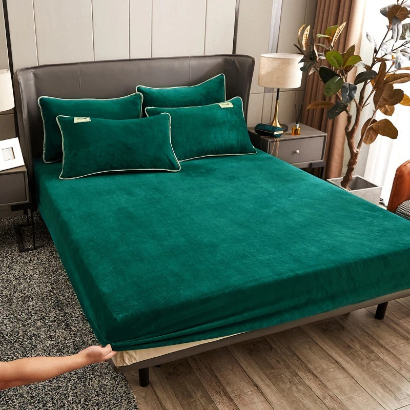 Velvet Fitted Sheets Winter Thick Warm Plush Bedspread with Elastic Band Bed Sheet for King, Queen, Full, and Twin