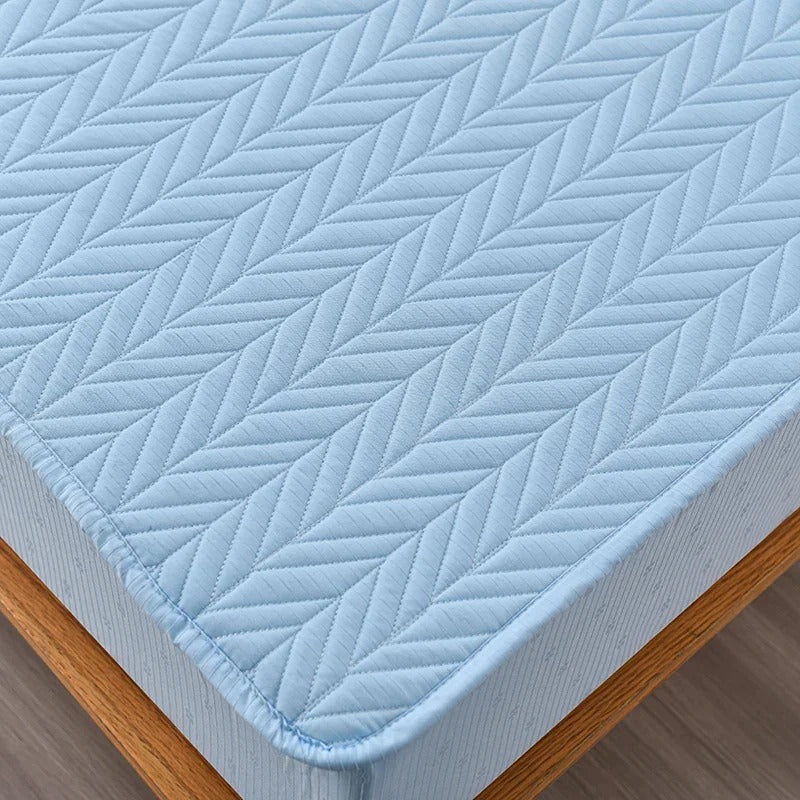 Antibacterial Quilted Bed Sheet Non-Slip Bed Cover Mattress for King, Queen, Full, and Twin Bedsheets