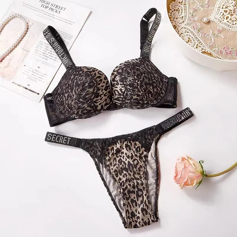 VICTORIA'S SECRET Hot Rhinestone Embellished Cute Heart Bra and Panty Set