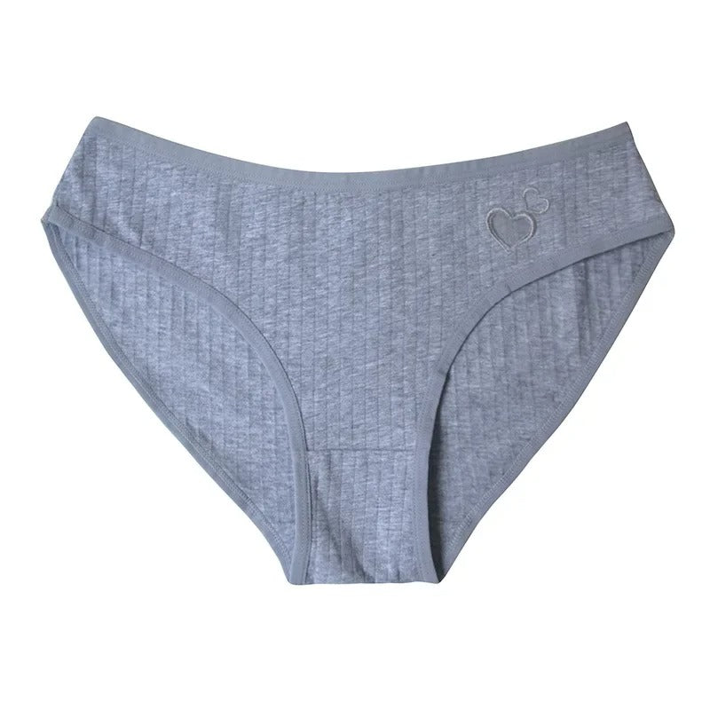 1pcs Women Panties Sexy Underwear Student Cute Mid-Waisted Briefs Female Ventilation Soft Cotton Women's Underpants