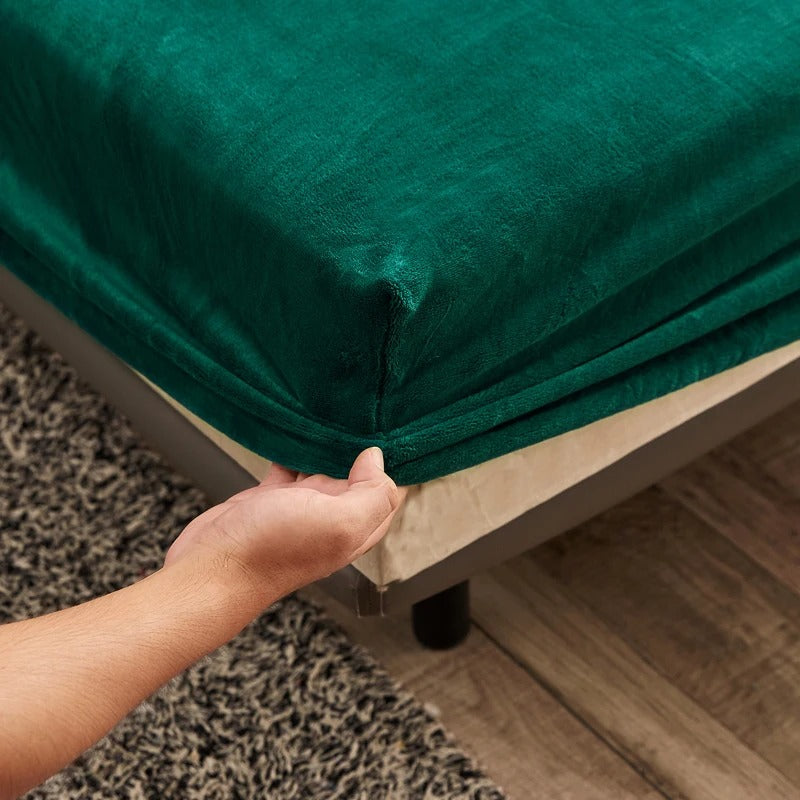 Velvet Fitted Sheets Winter Thick Warm Plush Bedspread with Elastic Band Bed Sheet for  King, Queen, Full, and Twin