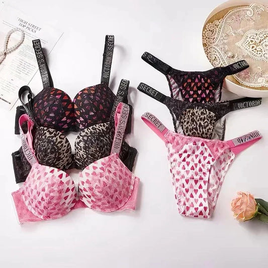 VICTORIA'S SECRET Hot Rhinestone Embellished Cute Heart Bra and Panty Set